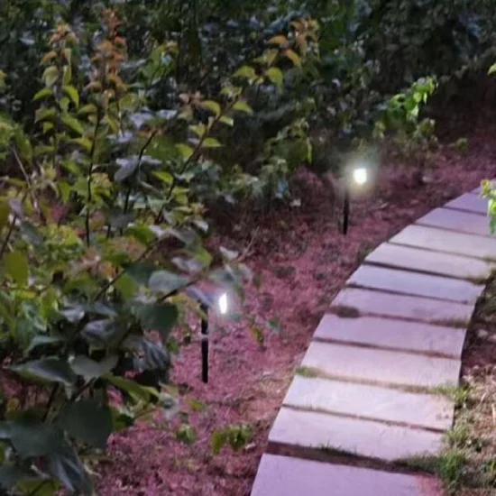 Lampada da parete a 18 LED, faretto solare, per giardino, paesaggio, pennone, piscina, vialetto